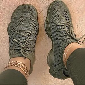 Army Green Breathable Sneakers